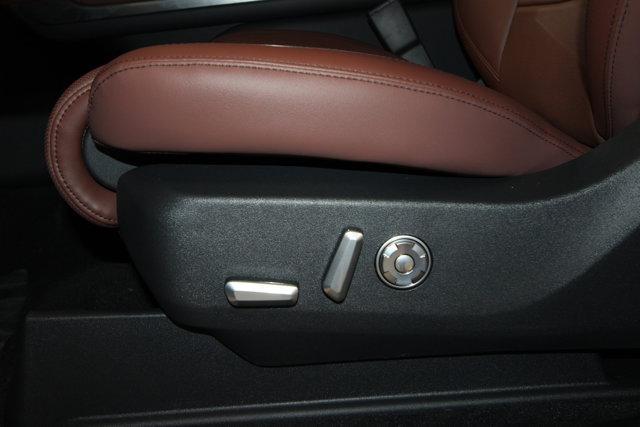 new 2025 Lincoln Navigator L car, priced at $105,930