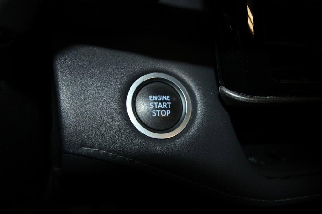 used 2021 Toyota Highlander car, priced at $29,105