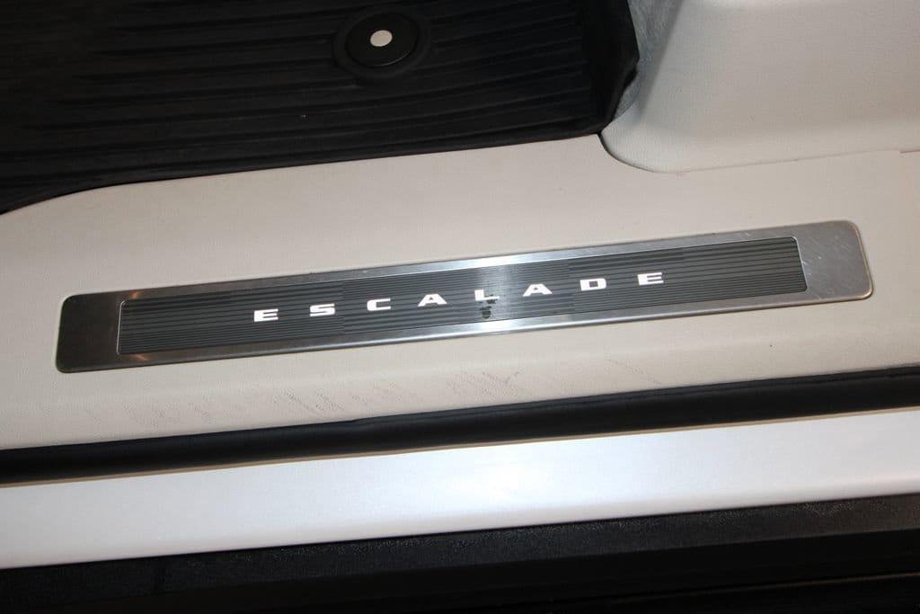 used 2022 Cadillac Escalade car, priced at $85,991
