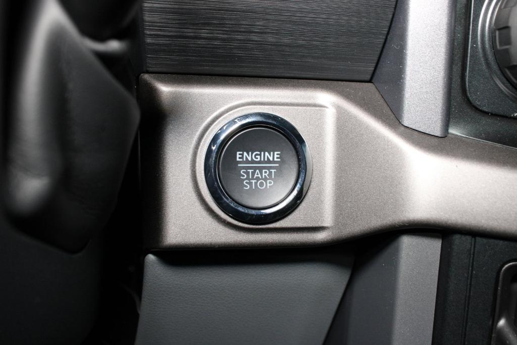 new 2025 Ford F-150 car, priced at $55,239
