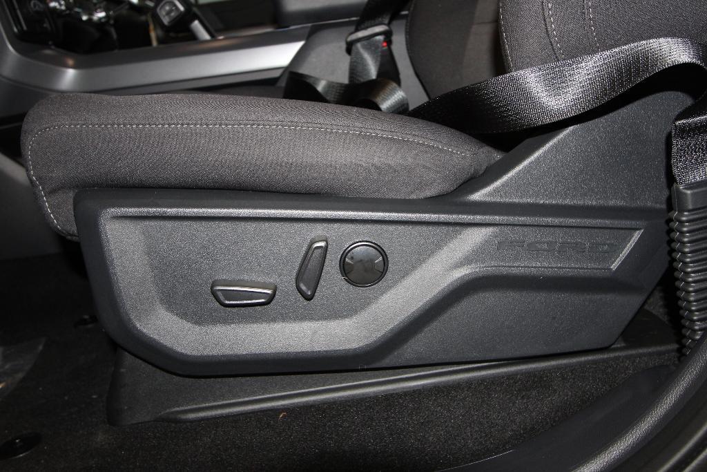 new 2025 Ford F-150 car, priced at $59,158