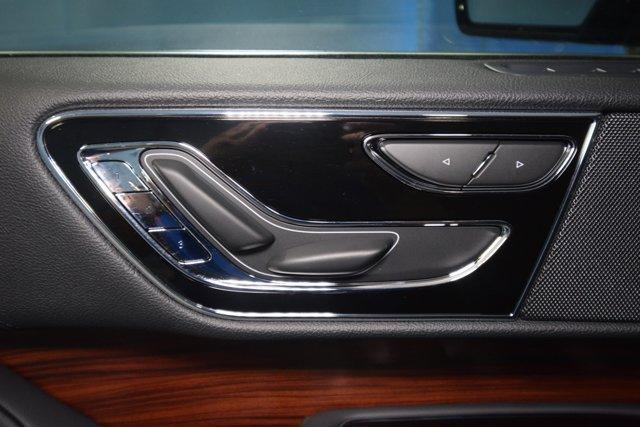 new 2024 Lincoln Navigator car, priced at $81,276