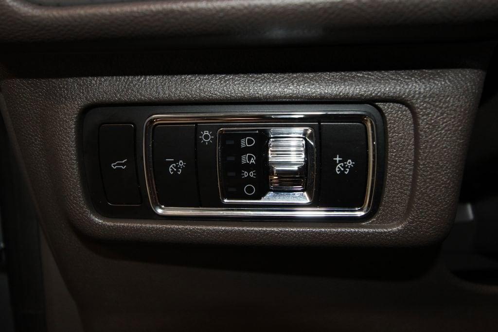 used 2023 Lincoln Corsair car, priced at $30,991