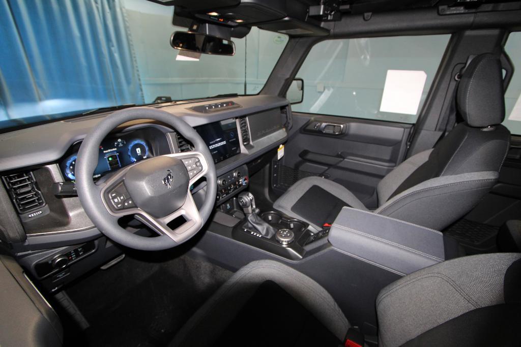 new 2025 Ford Bronco car, priced at $45,914