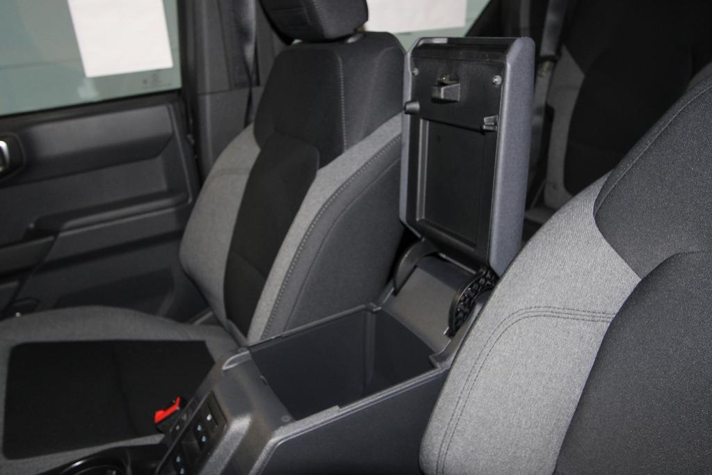 new 2025 Ford Bronco car, priced at $45,914