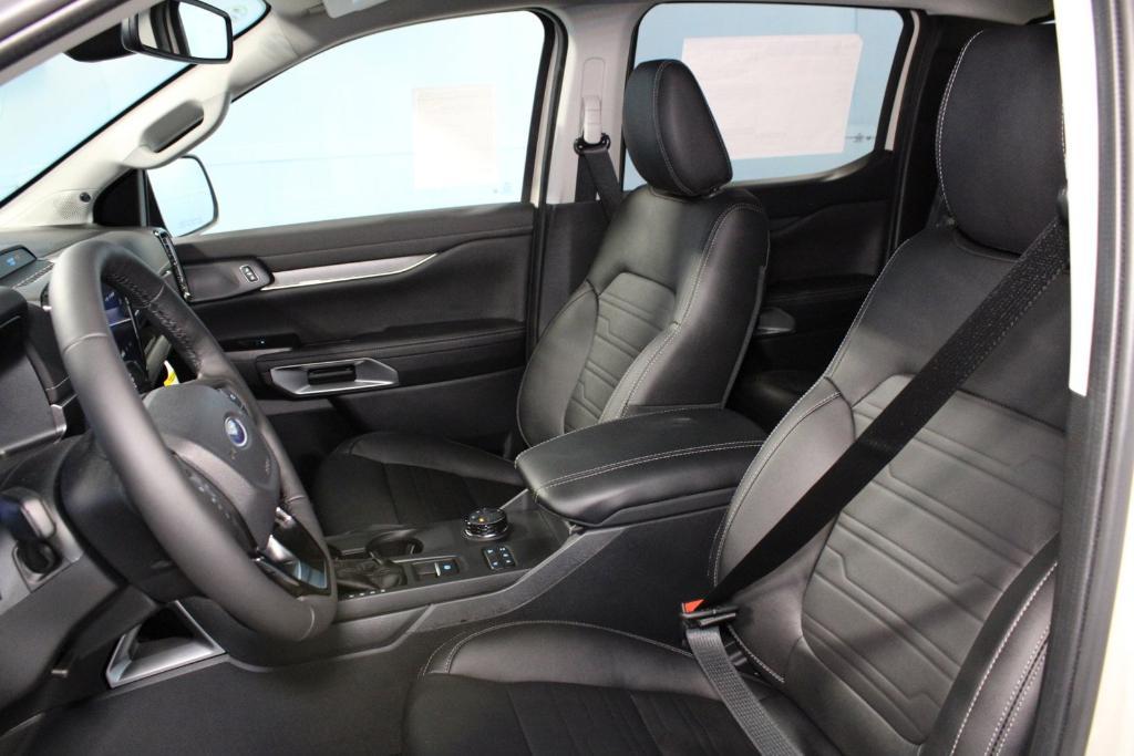 new 2025 Ford Ranger car, priced at $52,130