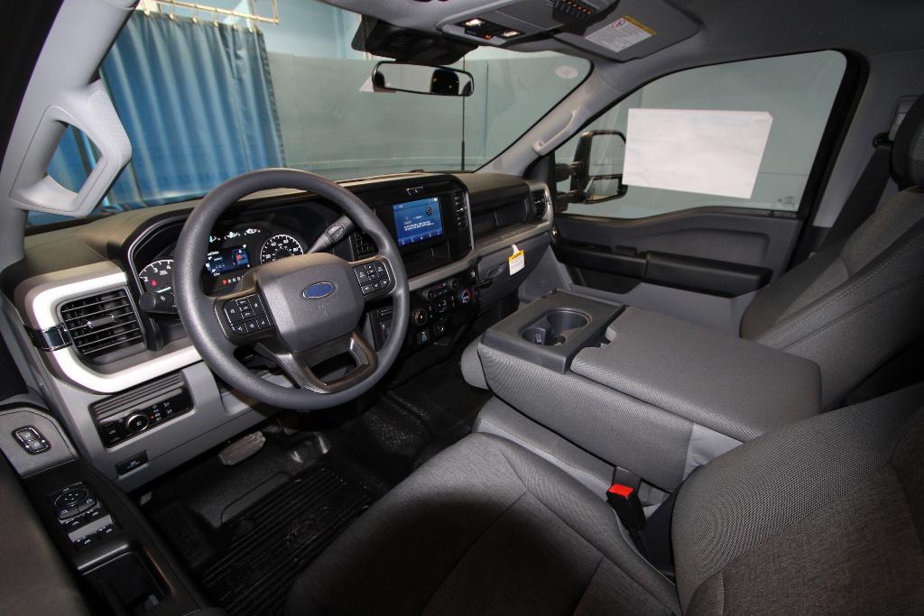 new 2025 Ford F-250 car, priced at $57,640