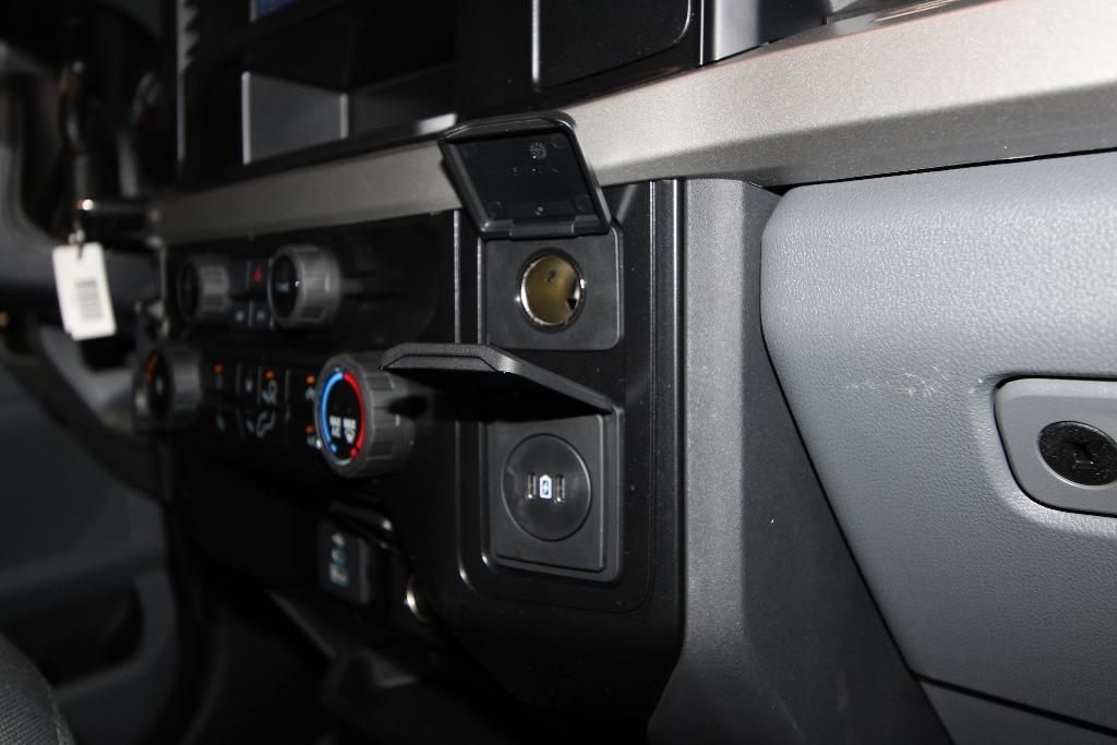 new 2025 Ford F-250 car, priced at $57,640
