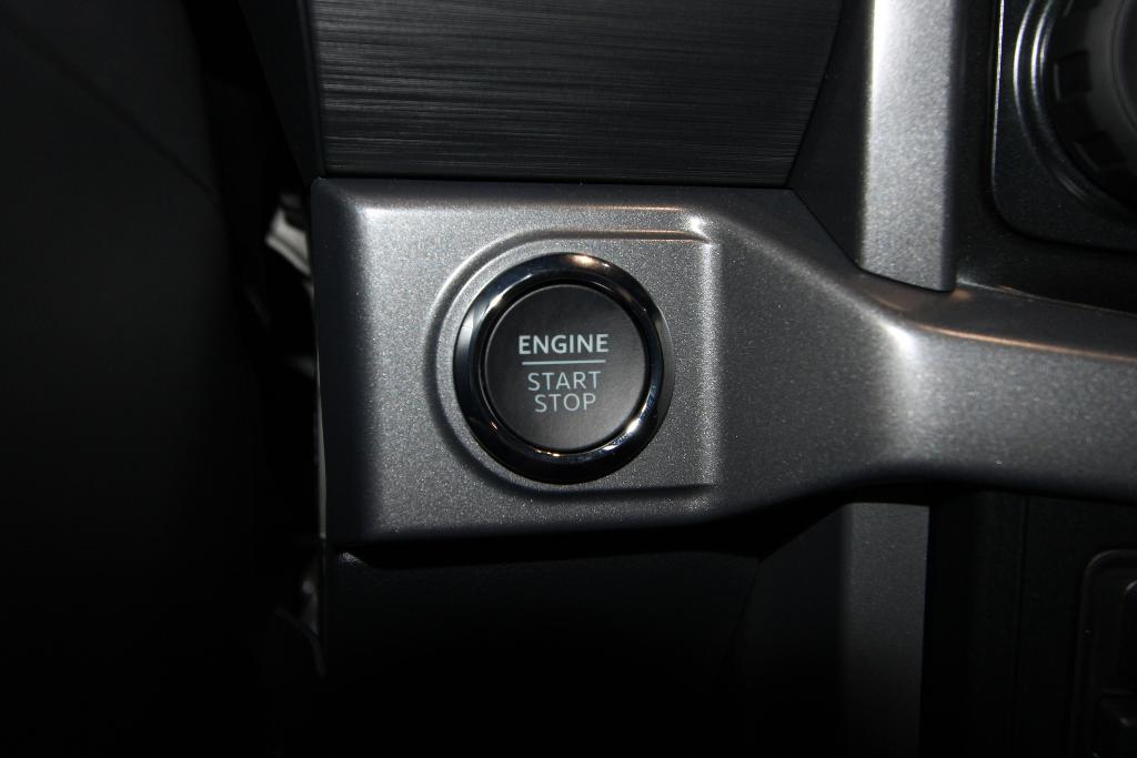 new 2025 Ford F-150 car, priced at $62,256