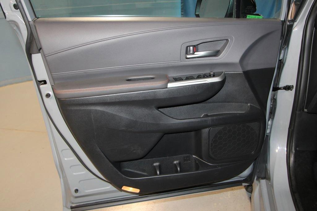 used 2023 Toyota Sienna car, priced at $72,991