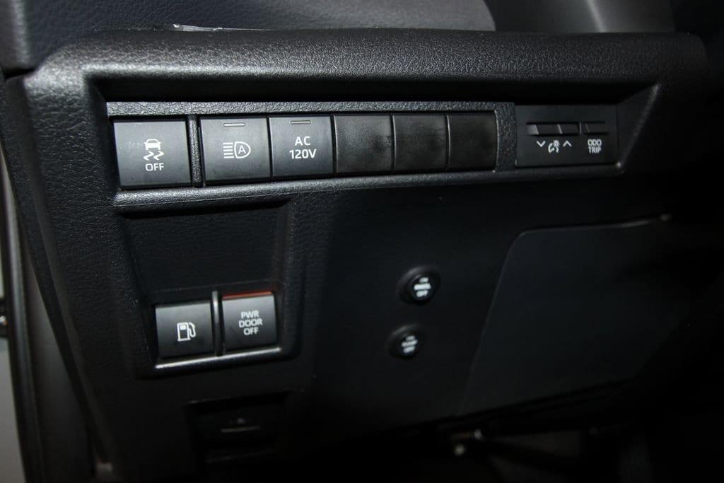 used 2023 Toyota Sienna car, priced at $72,991