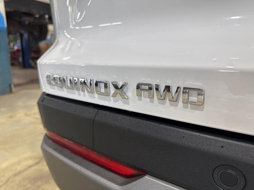 new 2025 Chevrolet Equinox car, priced at $34,145
