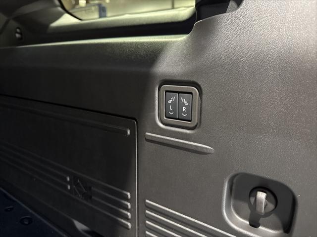 new 2025 GMC HUMMER EV SUV car, priced at $101,315