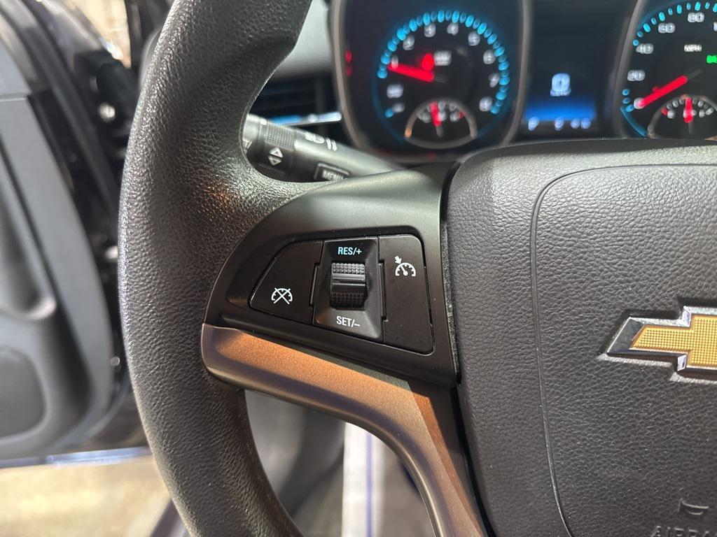 used 2015 Chevrolet Malibu car, priced at $12,387