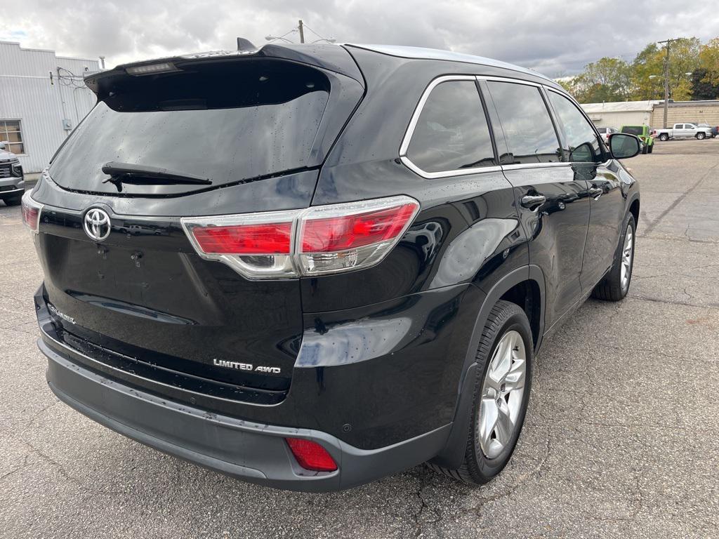 used 2015 Toyota Highlander car, priced at $20,822