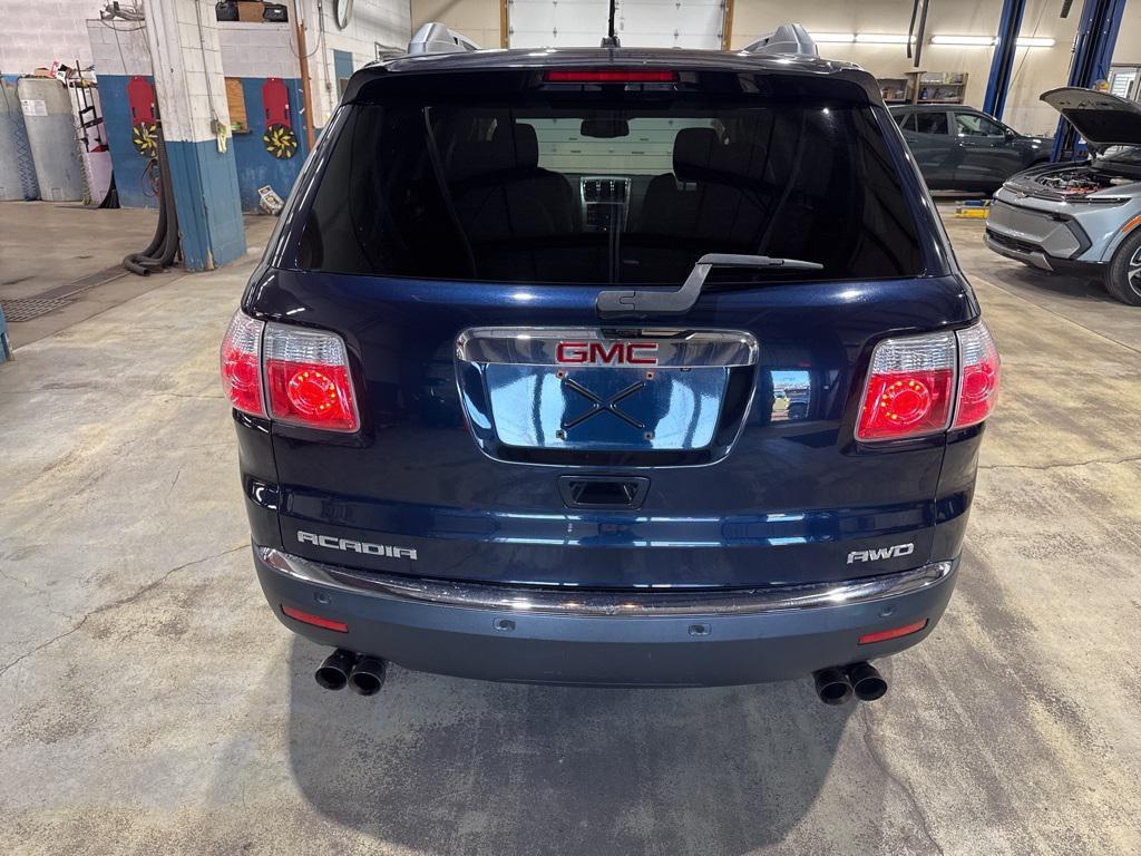 used 2012 GMC Acadia car, priced at $9,000