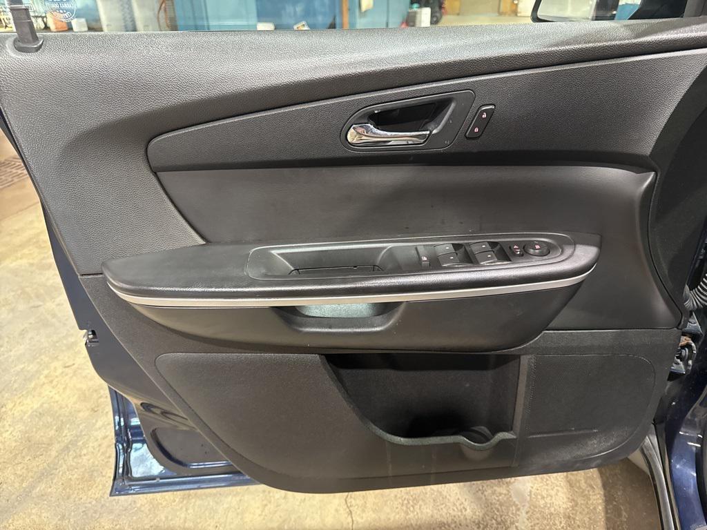 used 2012 GMC Acadia car, priced at $9,000