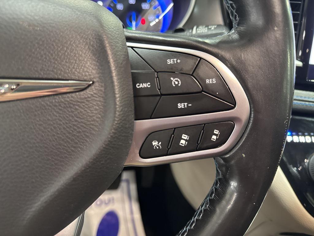 used 2021 Chrysler Pacifica car, priced at $15,966