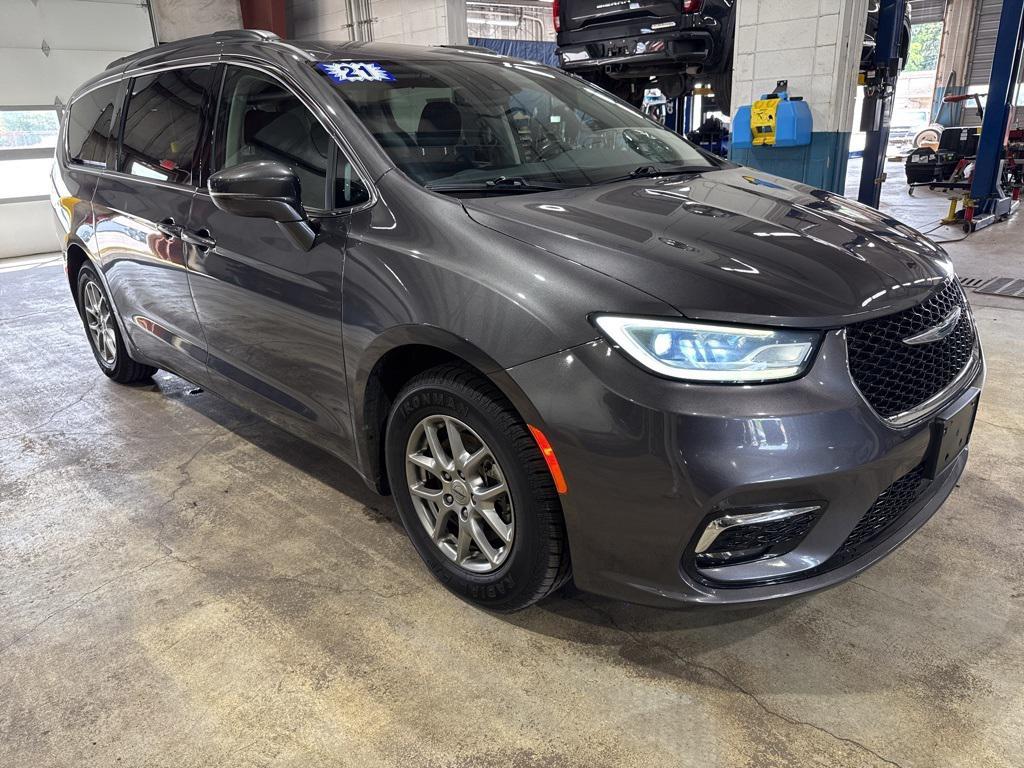used 2021 Chrysler Pacifica car, priced at $15,966