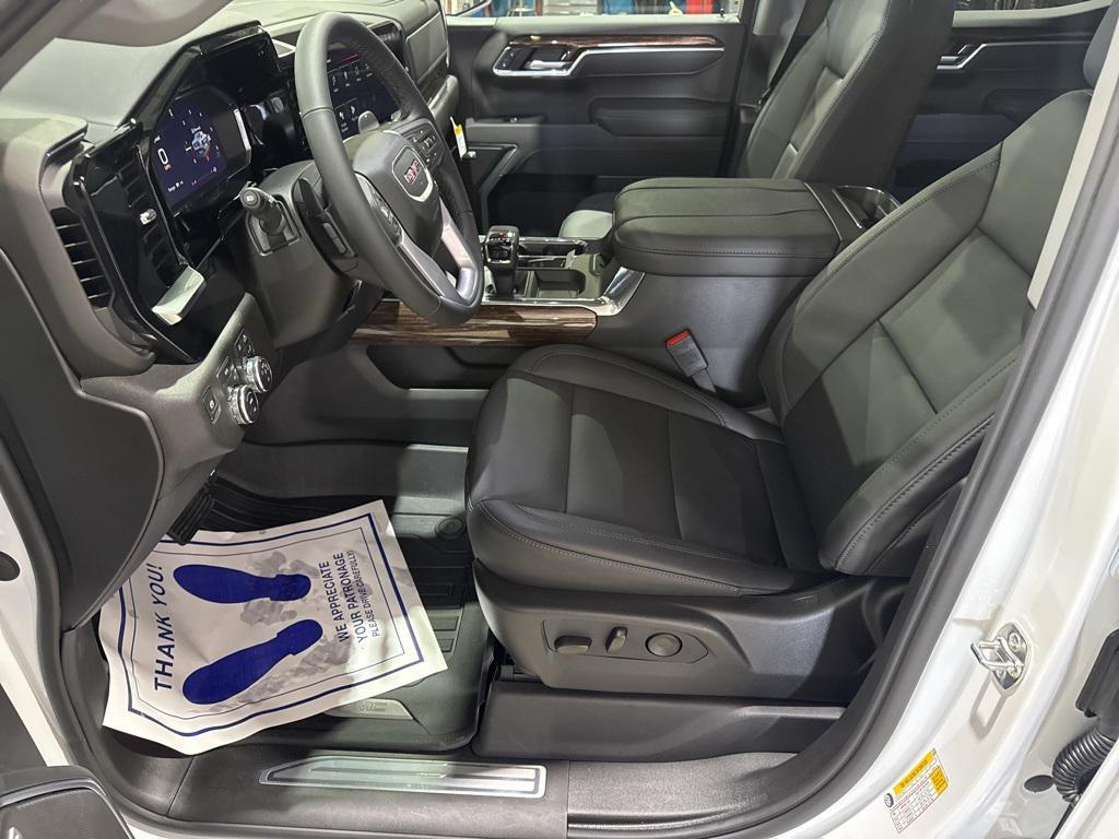 new 2026 GMC Sierra 1500 car, priced at $67,600