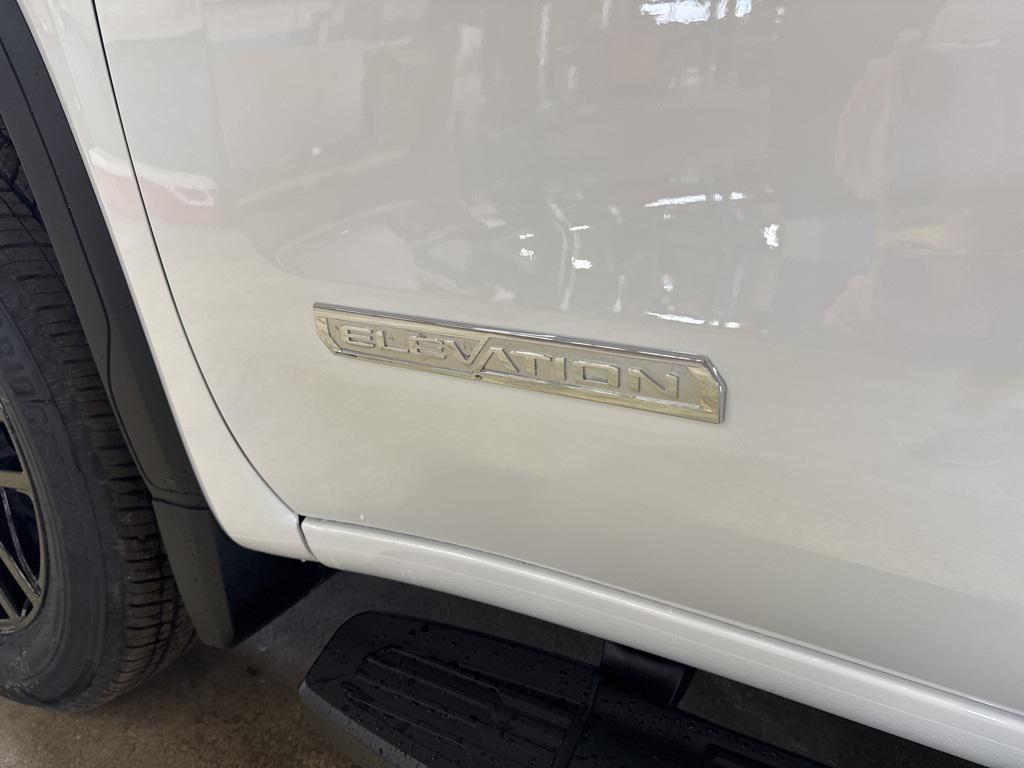 new 2026 GMC Sierra 1500 car, priced at $67,600