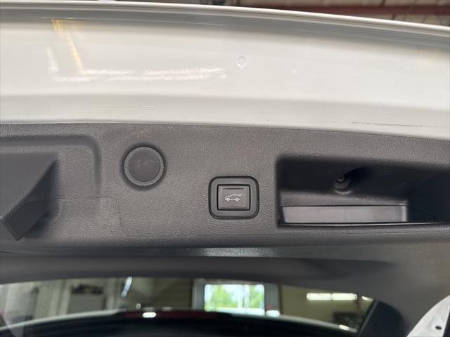 used 2023 Chevrolet Equinox car, priced at $23,770
