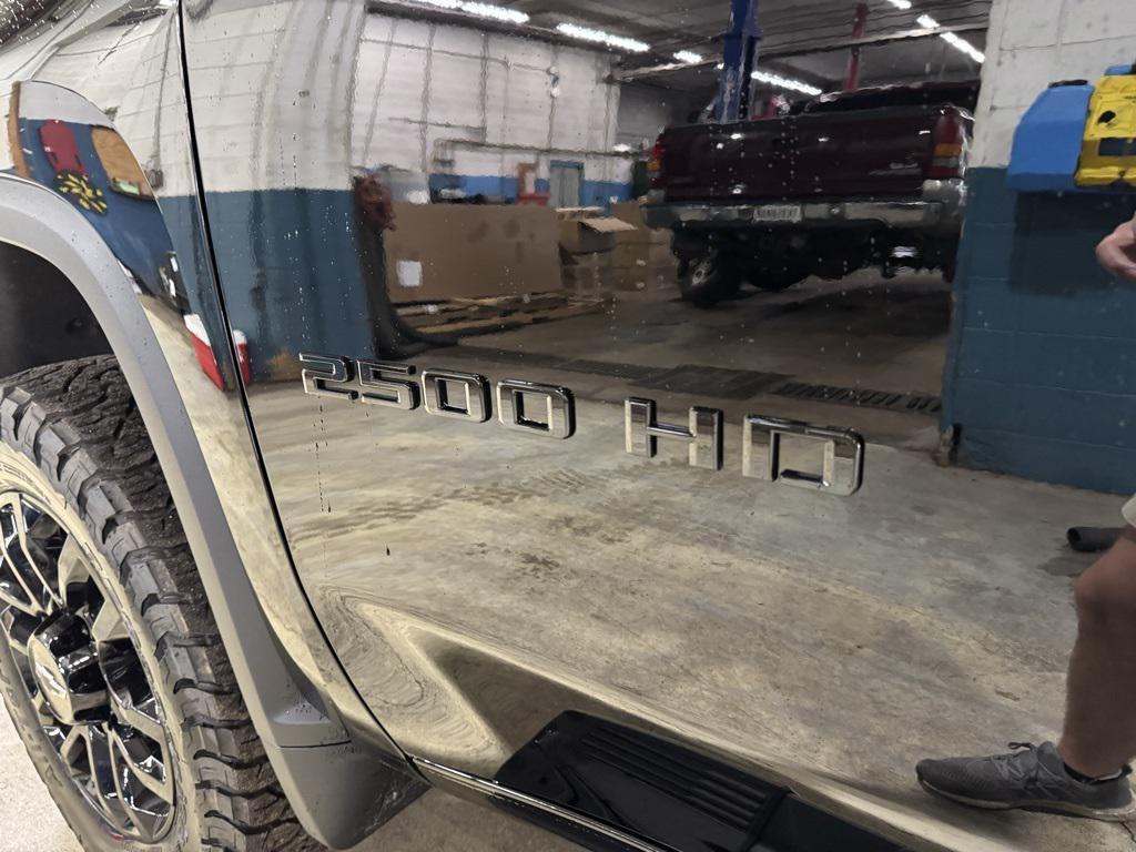 new 2025 Chevrolet Silverado 2500 car, priced at $76,160