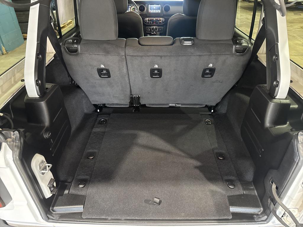 used 2021 Jeep Wrangler Unlimited car, priced at $31,797