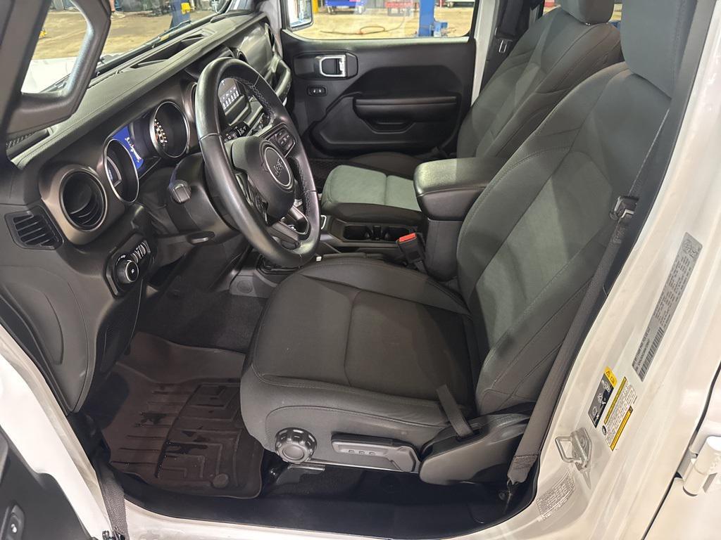 used 2021 Jeep Wrangler Unlimited car, priced at $31,797