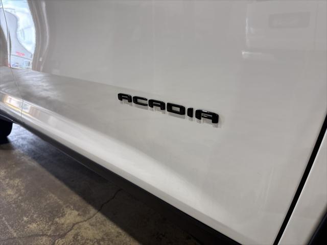 new 2025 GMC Acadia car, priced at $54,755