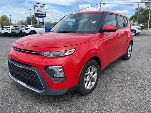 used 2021 Kia Soul car, priced at $13,998