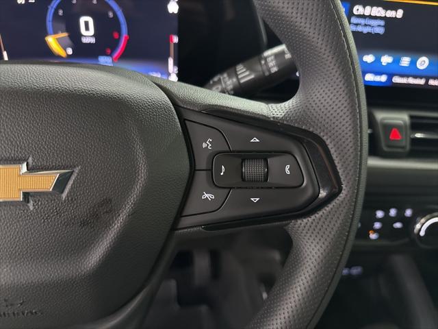 new 2025 Chevrolet TrailBlazer car, priced at $28,030