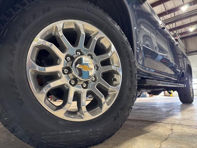 new 2025 Chevrolet Silverado 3500 car, priced at $81,895
