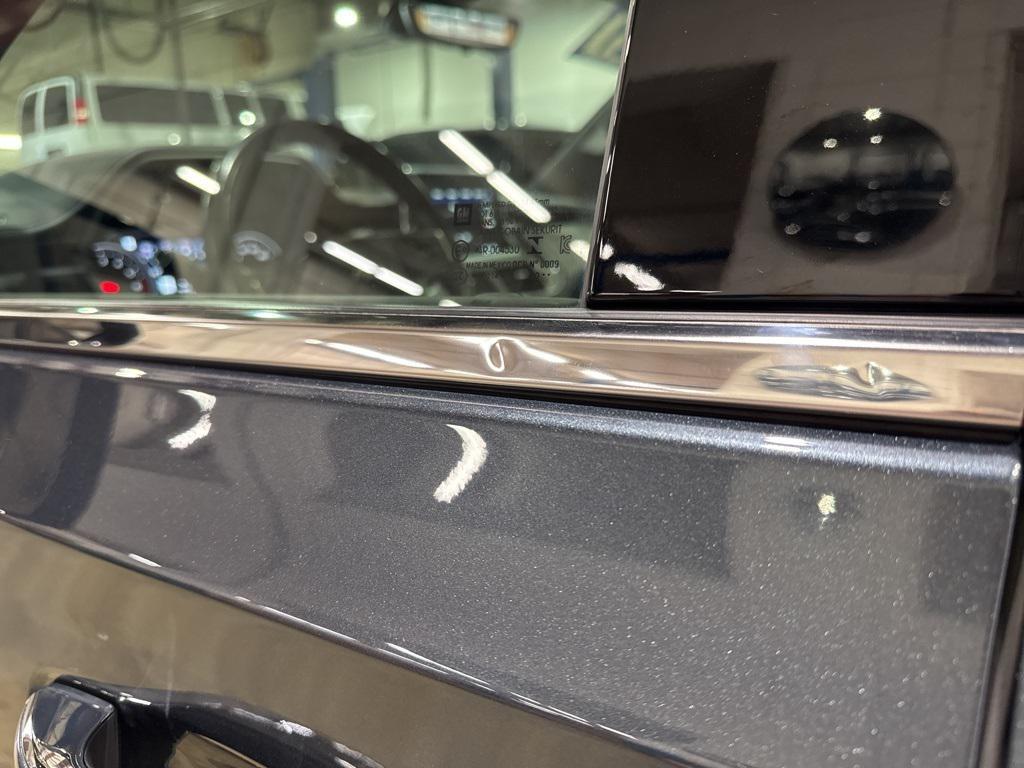 used 2021 Chevrolet Suburban car, priced at $37,738