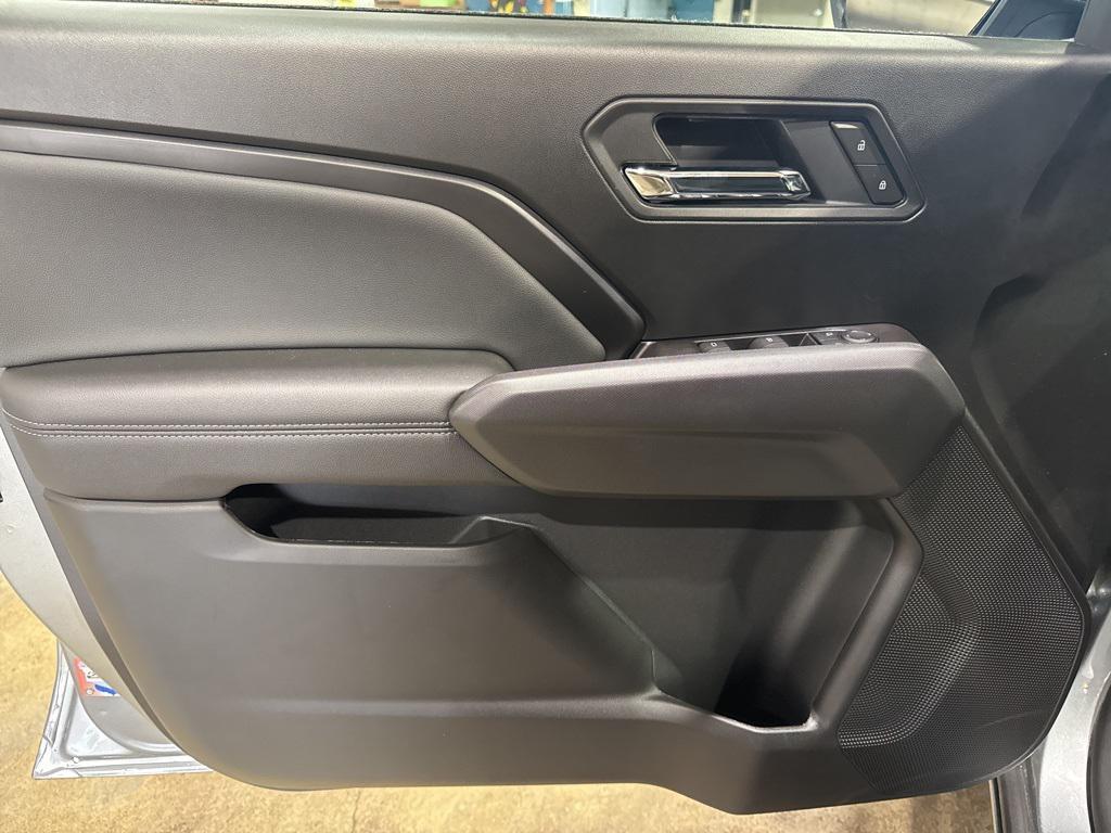new 2025 Chevrolet Colorado car, priced at $43,935