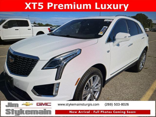 used 2024 Cadillac XT5 car, priced at $37,430