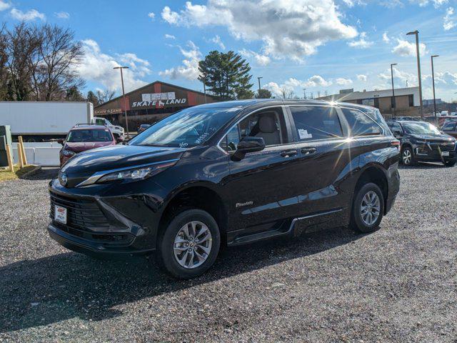 used 2024 Toyota Sienna car, priced at $67,922