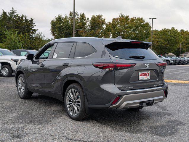 new 2025 Toyota Highlander car, priced at $55,517