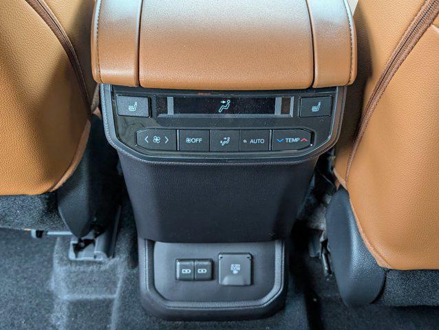 new 2025 Toyota Highlander car, priced at $55,517
