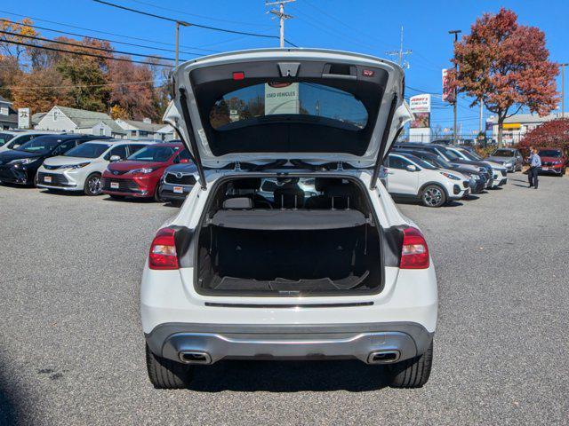 used 2019 Mercedes-Benz GLA 250 car, priced at $17,388