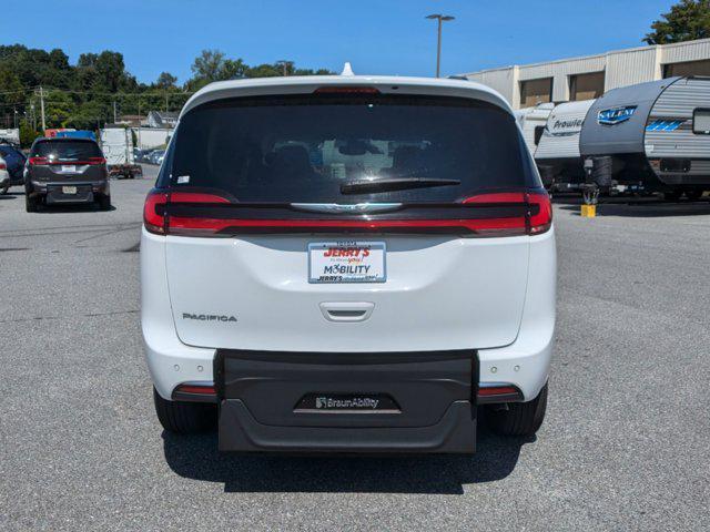 used 2022 Chrysler Pacifica car, priced at $49,922