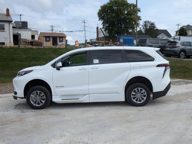 used 2024 Toyota Sienna car, priced at $72,988