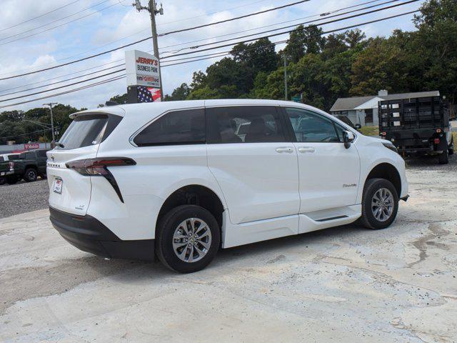 used 2024 Toyota Sienna car, priced at $72,988