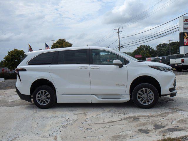 used 2024 Toyota Sienna car, priced at $72,988