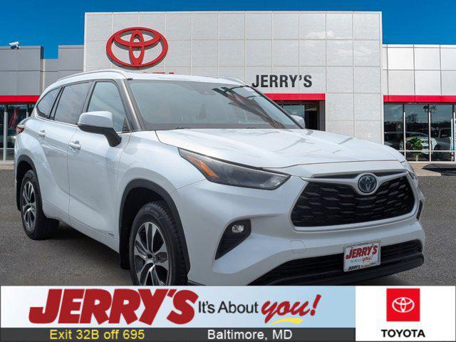 used 2022 Toyota Highlander Hybrid car, priced at $32,988