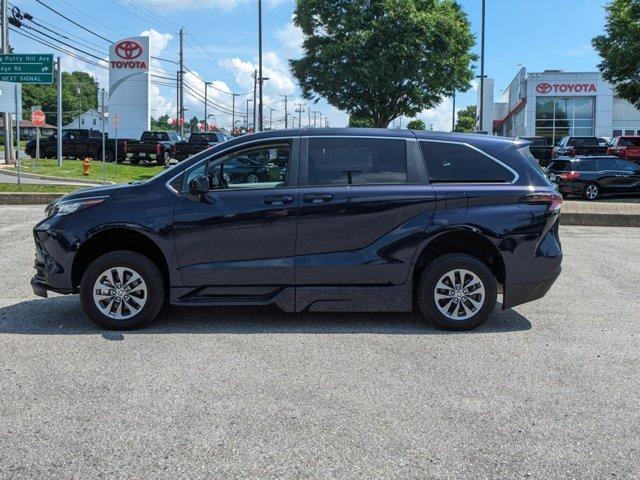 used 2023 Toyota Sienna car, priced at $73,888