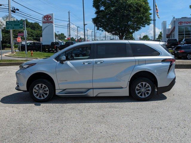 used 2022 Toyota Sienna car, priced at $67,149