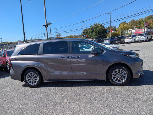 used 2023 Toyota Sienna car, priced at $42,977
