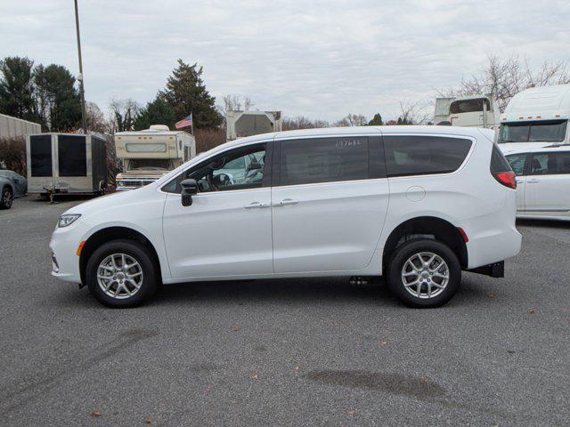 used 2024 Chrysler Pacifica car, priced at $57,596