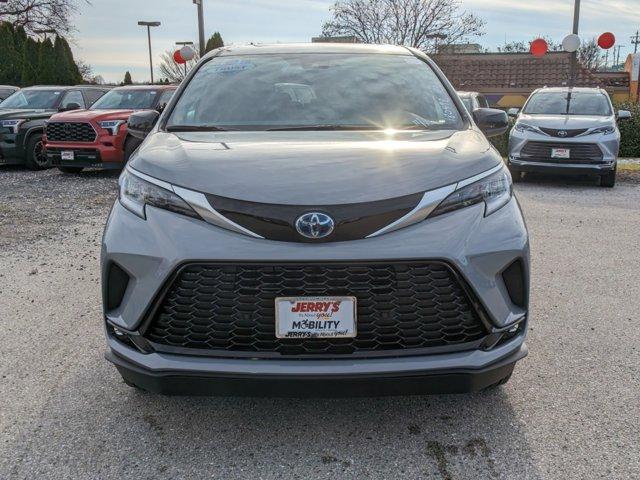 used 2024 Toyota Sienna car, priced at $78,999